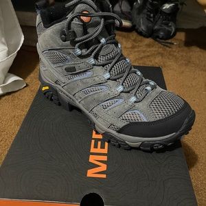 Moab Merrell Hiking Boots